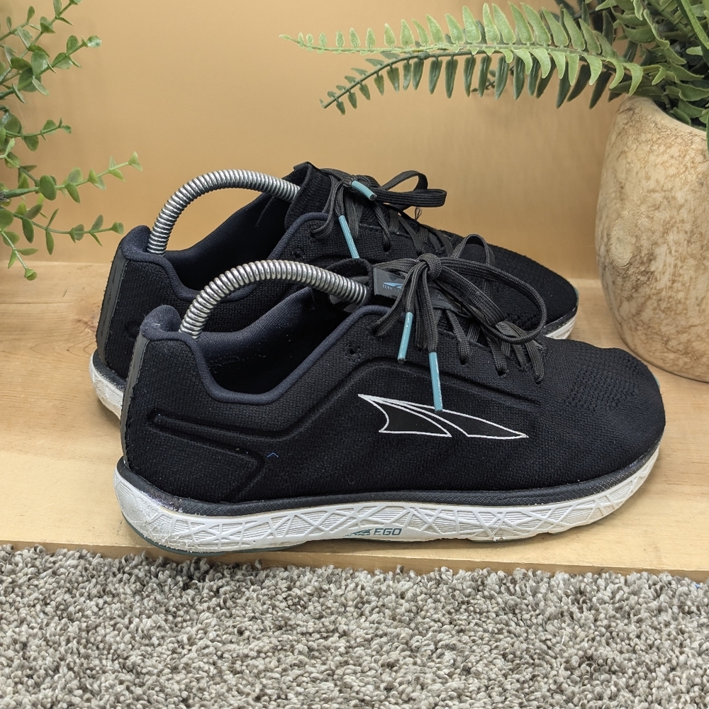 Altra Escalate 2 Womens Size 7.5 Running Training Shoes Gym Walking Casual